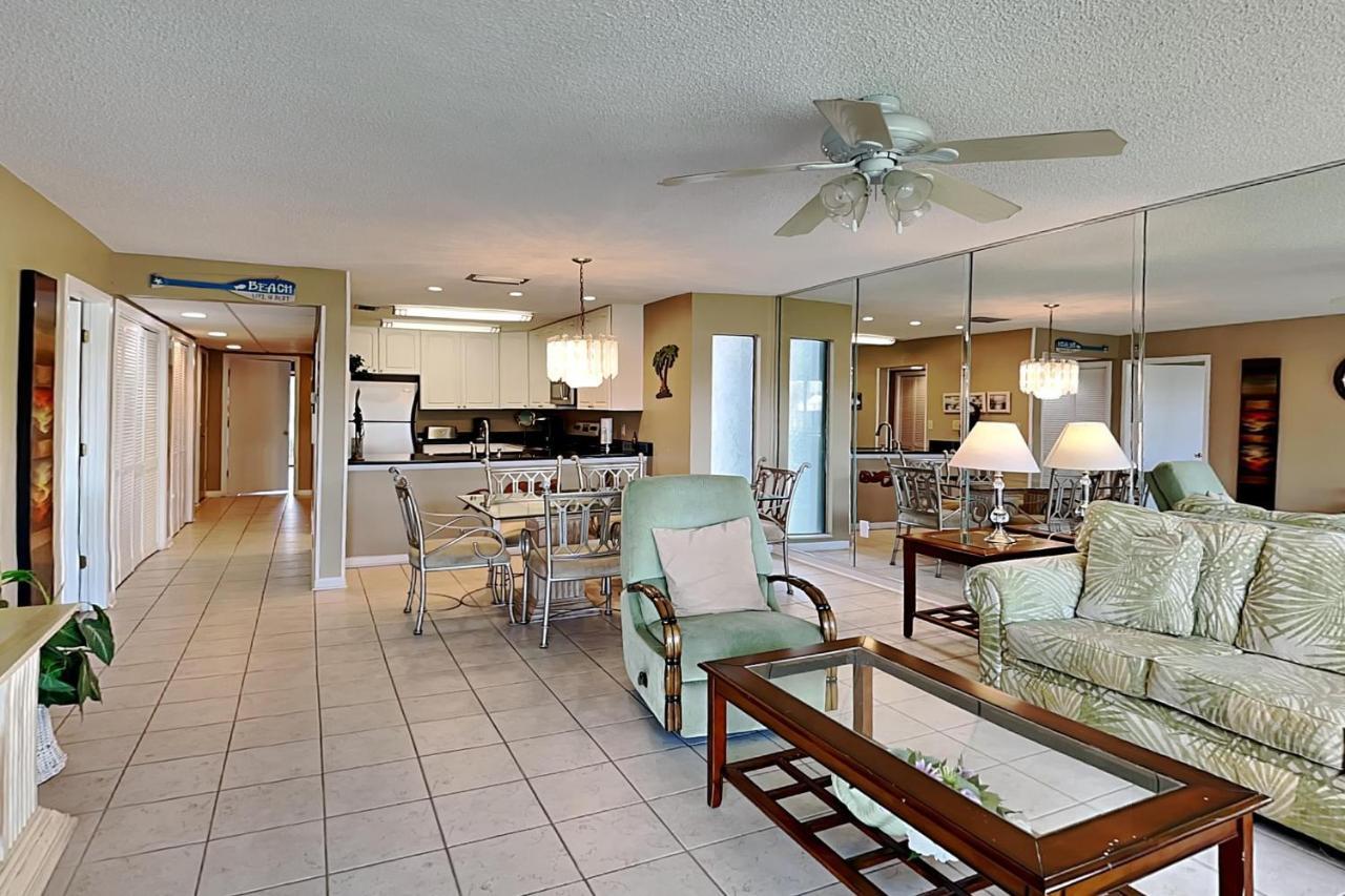 Edgewater 1307 *